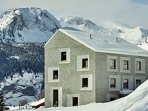Berglodge Pensiun Laresch Graubünden Schweiz